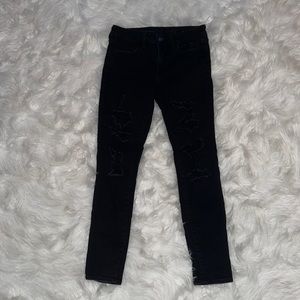 American Eagle Black Ripped Jeans. Fits 4.